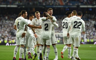 香蕉体育动态-什琴斯尼赛后独自加练扑救