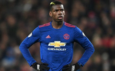 香蕉体育热评-加比波蒂略头球攻门稍稍偏出